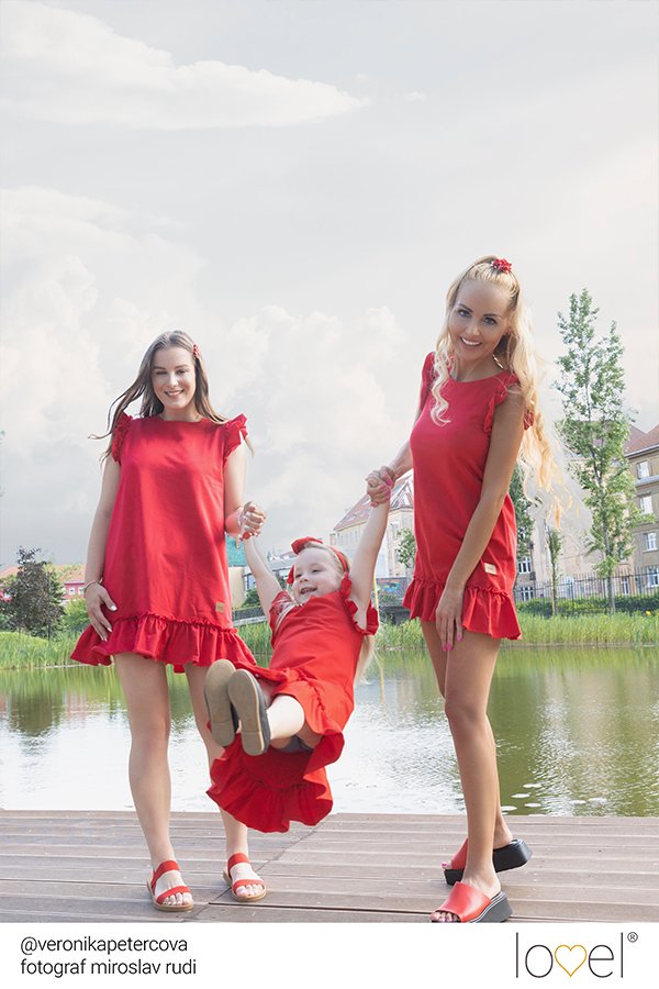 Šaty /  letne-cervene-saty-mama-a-dcera-lovel-004(1).jpg 