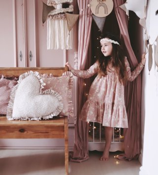 Závěsné dekorace /  dekoracia-na-stenu-do-detskej-izby-srnka-pudrovo-ruzova-lovel-01.jpg 