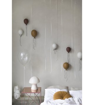 Závěsné dekorace /  dekoracia-na-stenu-keramicky-balonik-byon-horcicovy-byon-lovel-sk-1.jpg 