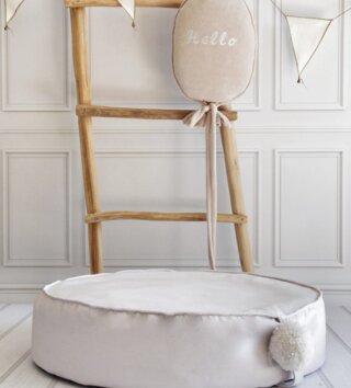 Sedací vaky a pufy /  Dětský kulatý puf na sezení - Krémový 