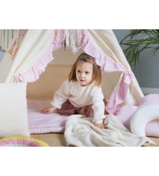 Dětské stany, teepee /  detsky-teepee-stan-sweet-paradise-s-volanikom-podlozka-dekoracne-vankusiky-lovel-03.jpg 
