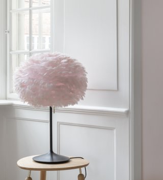 Lampy, osvětlení /  dizajnove-tienidlo-z-peria-eos-oe-45-ruzove-umage-lovel-06(1).jpg 