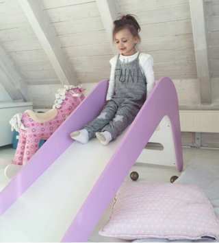 Skluzavky /  drevena-detska-smykacka-rabbit-ruzova-jupiduu-lovel-sk.jpg 