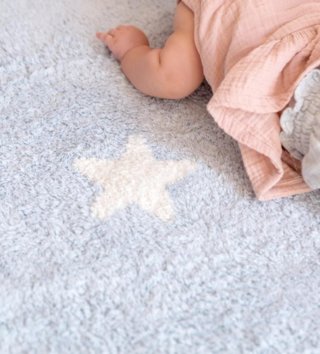 120 x 160 cm /  koberec-happy-stars-120x160-lorena-canals-lovel-04.jpg 