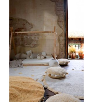 120 x 160 cm /  koberec-hippy-dots-natural-honey-120x160-lorena-canals-lovel-03.jpg 