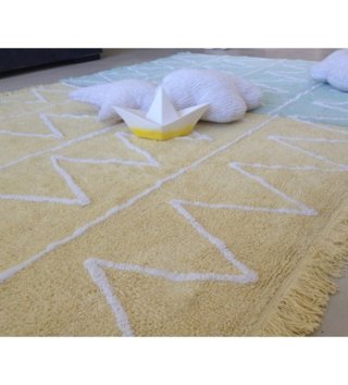 120 x 160 cm /  koberec-hippy-yellow-120x160-zlty-lorena-canals-lovel-01.jpg 