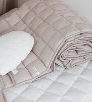 Polštáře /  lanovy-vankus-srdiecko-pure-nature-biely-cotton-sweets-lovel-sk-2.JPG 