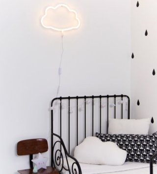 Lampy, osvětlení /  neonove-led-svetlo-oblak-zlte-a-little-lovely-company-lovel-sk-2.jpg 