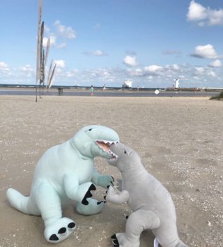 Plyšové hračky /  plysova-hracka-dino-sedy-m-lovel-02.jpg 