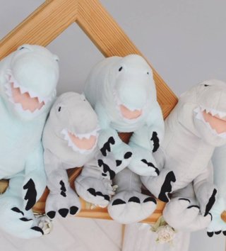 Plyšové hračky /  plysova-hracka-dino-sedy-m-lovel-04.jpg 