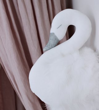 Baldachýny + doplňky /  plysova-trofej-labud-biela-cotton-sweets-lovel-sk-1.jpg 