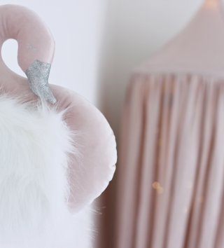 Baldachýny + doplňky /  plysova-trofej-labud-ruzovo-biela-cotton-sweets-lovel-sk-2.jpg 