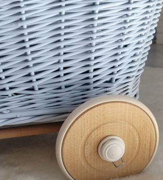 Kočárky pro panenky /  pruteny-kocik-pre-babiky-nebesky-modry-lovel-02.jpg 