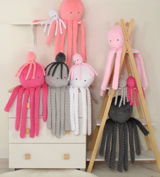 Plyšové hračky /  roztomila-plysova-chobotnica-s-hrkalkou-31cm-fuchsiova-lovel-02.jpg 