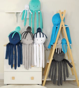 Plyšové hračky /  roztomila-plysova-chobotnica-s-hrkalkou-31cm-seda-lovel-03.jpg 