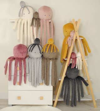 Plyšové hračky /  roztomila-plysova-chobotnica-s-hrkalkou-75cm-kremovy-lovel-03.jpg 