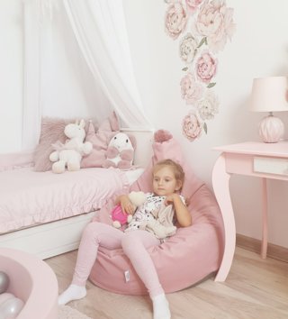 Sedací vaky a pufy /  sedaci-vak-pom-pom-poof-ruzovy-lovel-02.jpg 