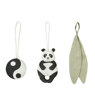 Hracie hrazdy /  set-3-hrkalkovych-hraciek-na-hrazdicku-panda-bamboo-lovel.webp 