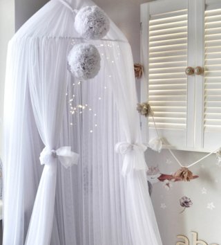 Baldachýny + doplňky /  tylovy-baldachyn-fabulous-pom-biely-lovel-03.jpg 