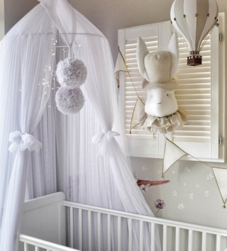 Baldachýny + doplňky /  tylovy-baldachyn-fabulous-pom-biely-lovel.jpg 