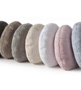 Polštáře /  vankus-big-dot-beige-lorena-canals-lovel-04.jpg 