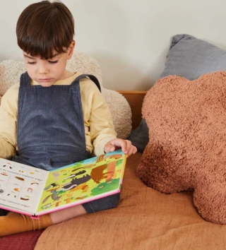 Polštáře /  vankus-clouds-chestnut-lovel-03.webp 