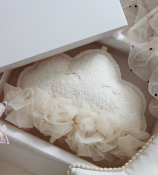 Baldachýny + doplňky /  zavesna-dekoracia-oblacik-boho-alexandra-white-cotton-sweets-lovel-5(1).png 